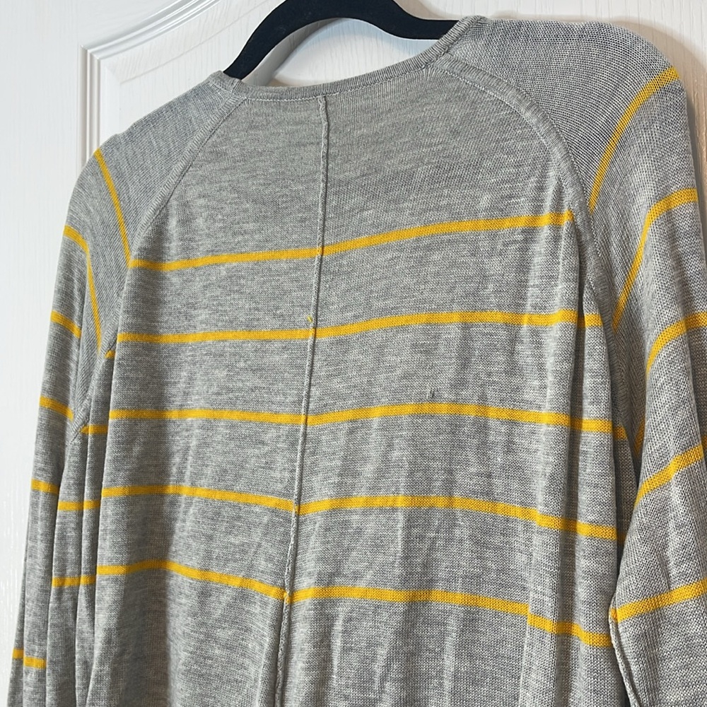 Lululemon Twist and Wrap Top Gray and Yellow Stripe Size 8 - Picture 7 of 11